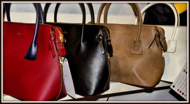 Angela & Roi Donate by color handbags